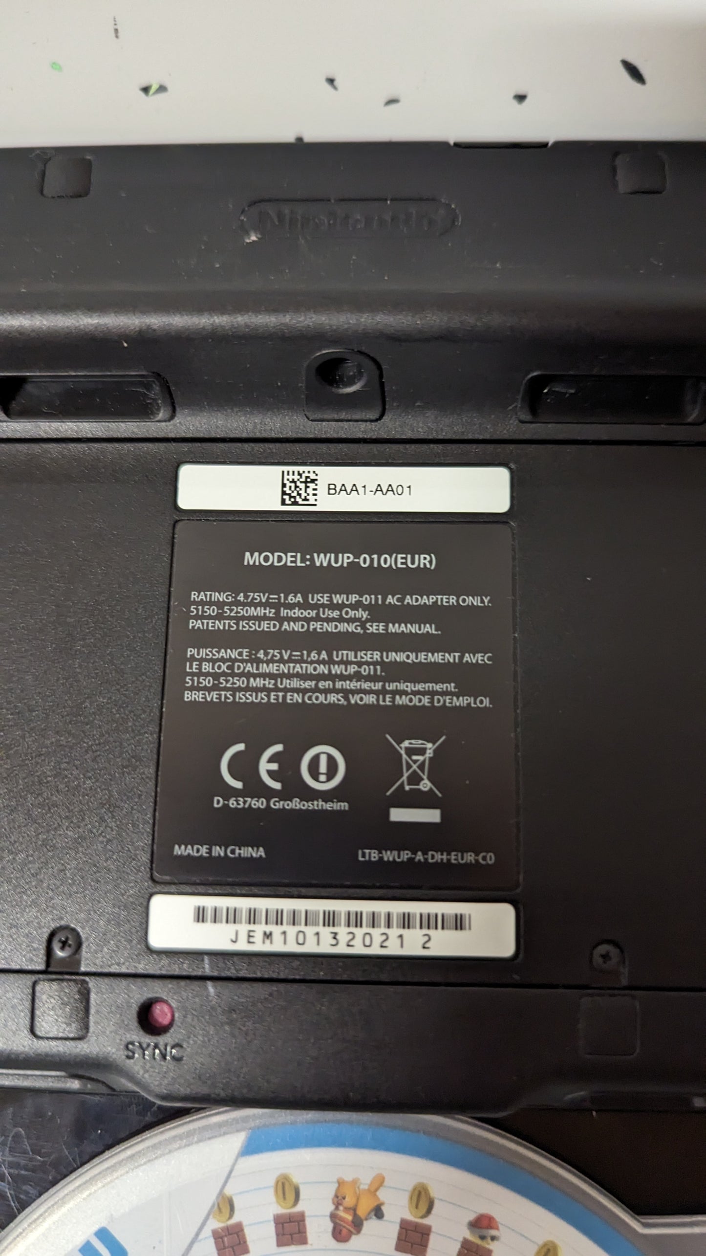 Nintendo Wii u 32gb in black with gamepad