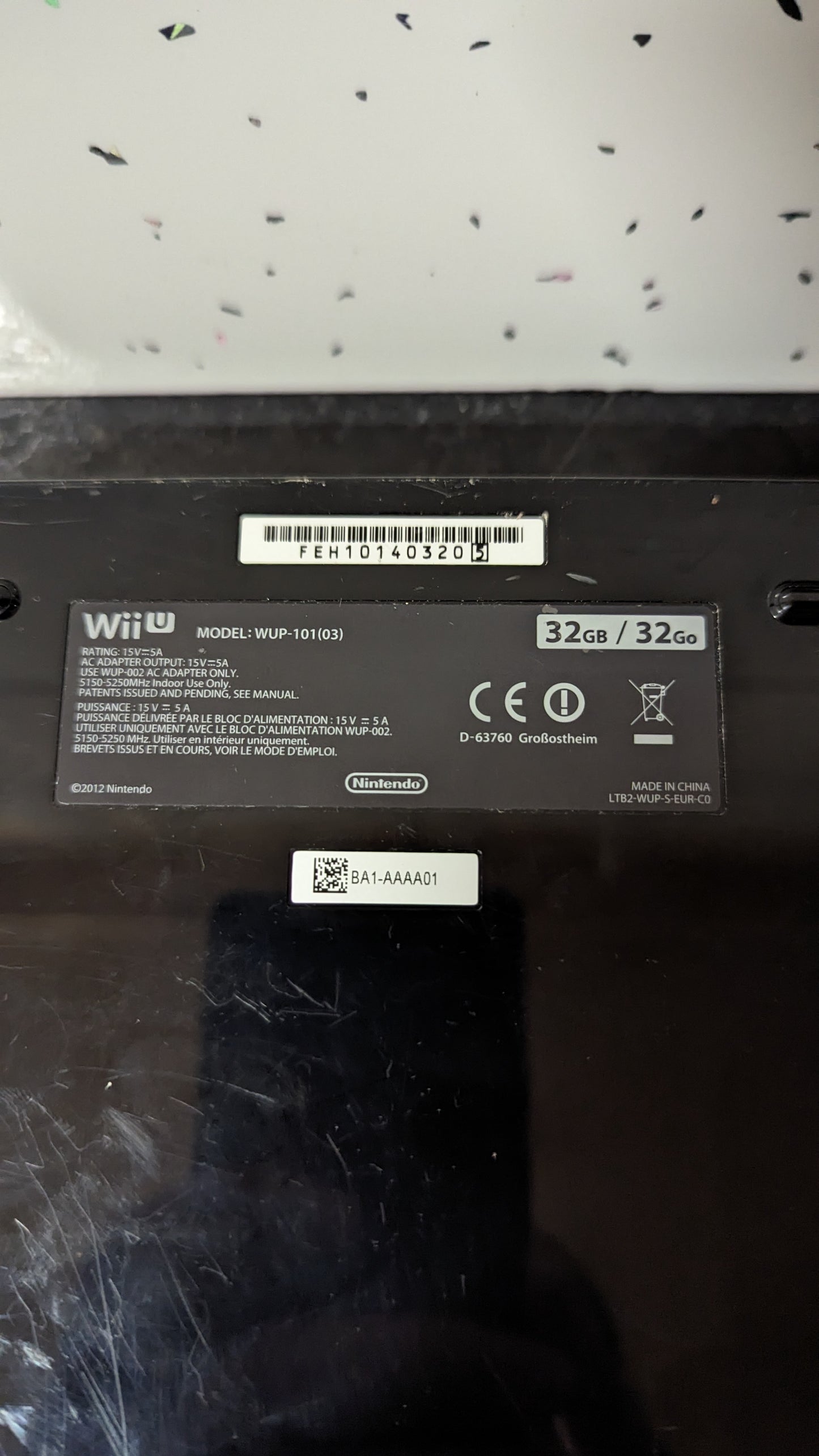 Nintendo Wii u 32gb in black with gamepad